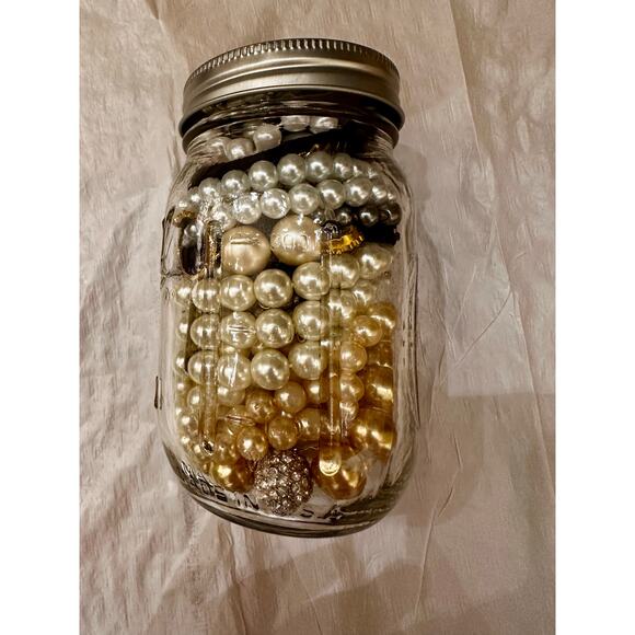 Mystery Jewelry Jar Pearl Beauty Victorian Castlecore 20 Pieces - Picture 4 of 9